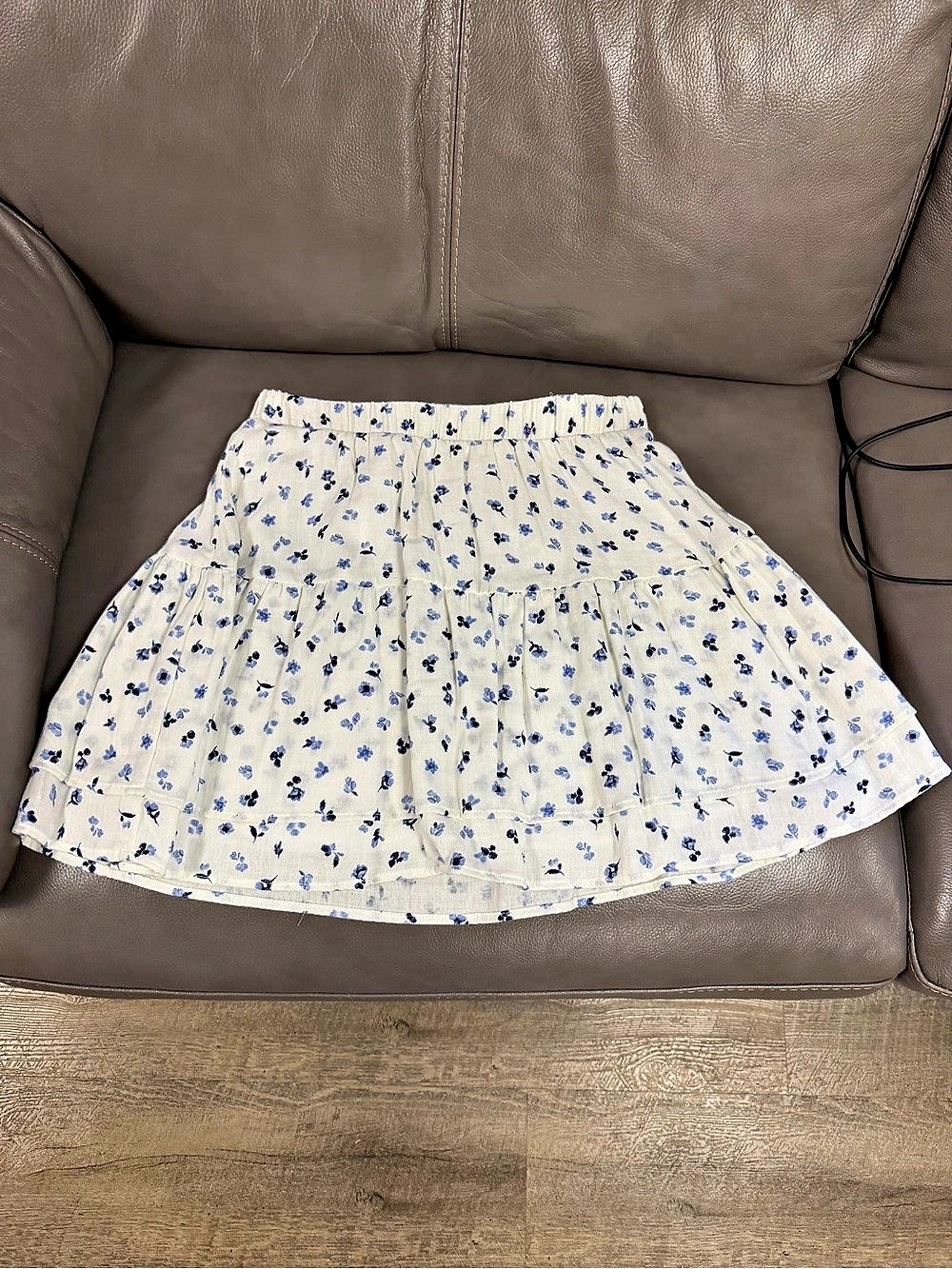 Uncharted Floral Mini Skirt in White & Blue